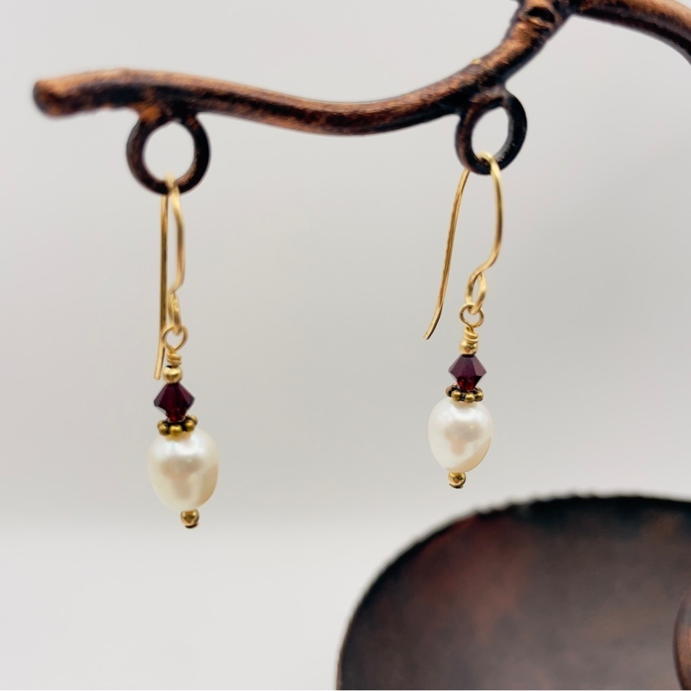 Handmade Gold Wire Garnet & Freshwater Pearl Drop Earrings